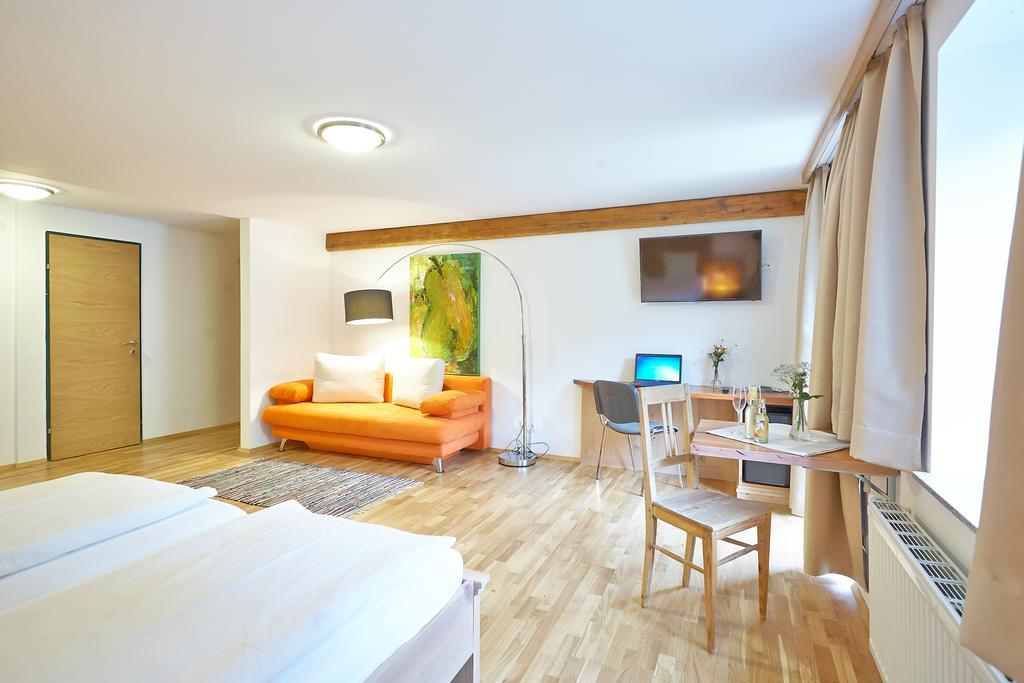 Gasthof Hotel Schiffsmeisterhaus Ardagger Markt ภายนอก รูปภาพ